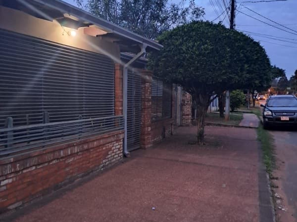 En venta casa de 3 habitaciones en Capiatá