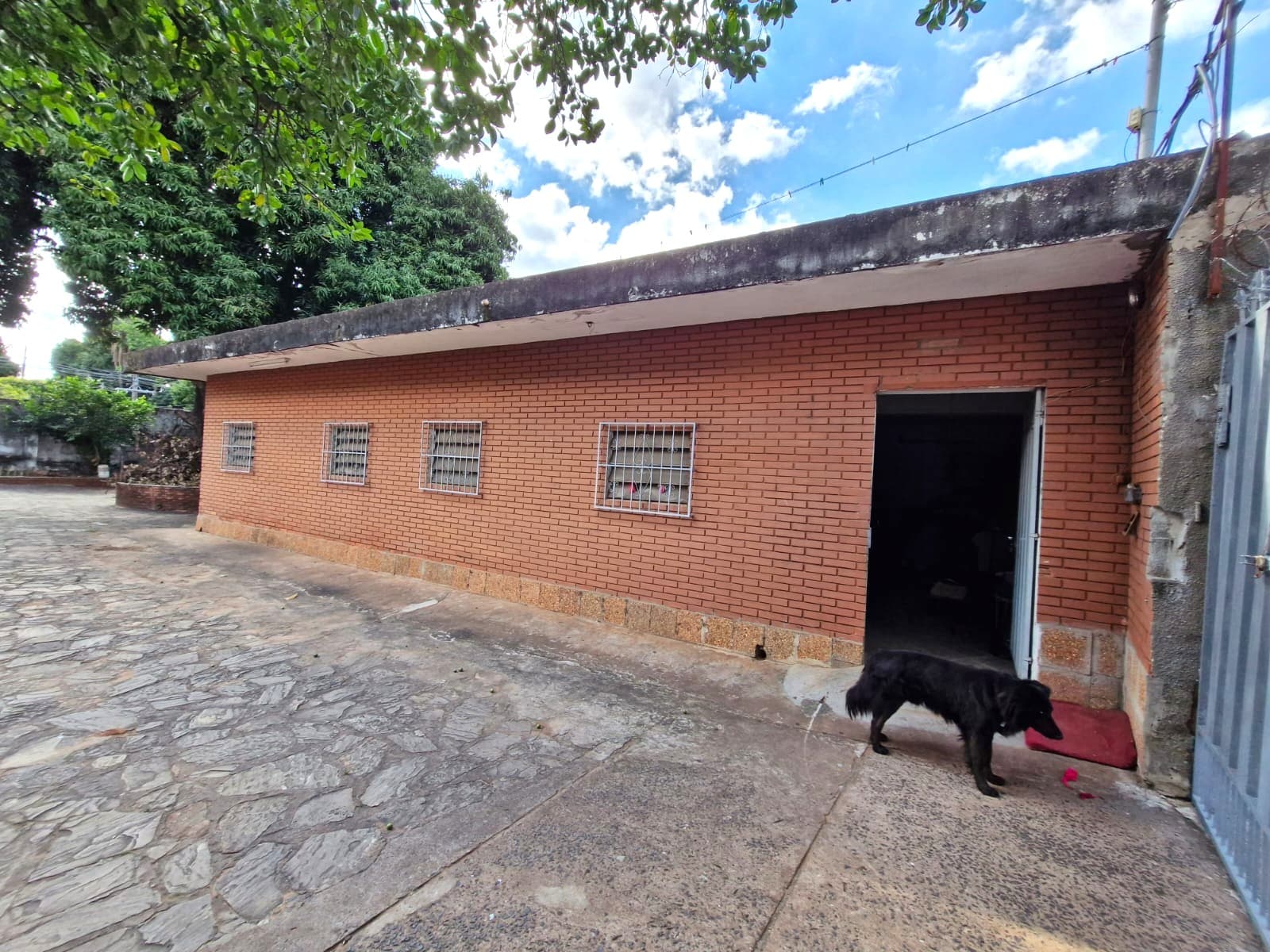 En venta casa en Lambaré, Villa Cerro Cora, cerca de la UPAP, foto 2