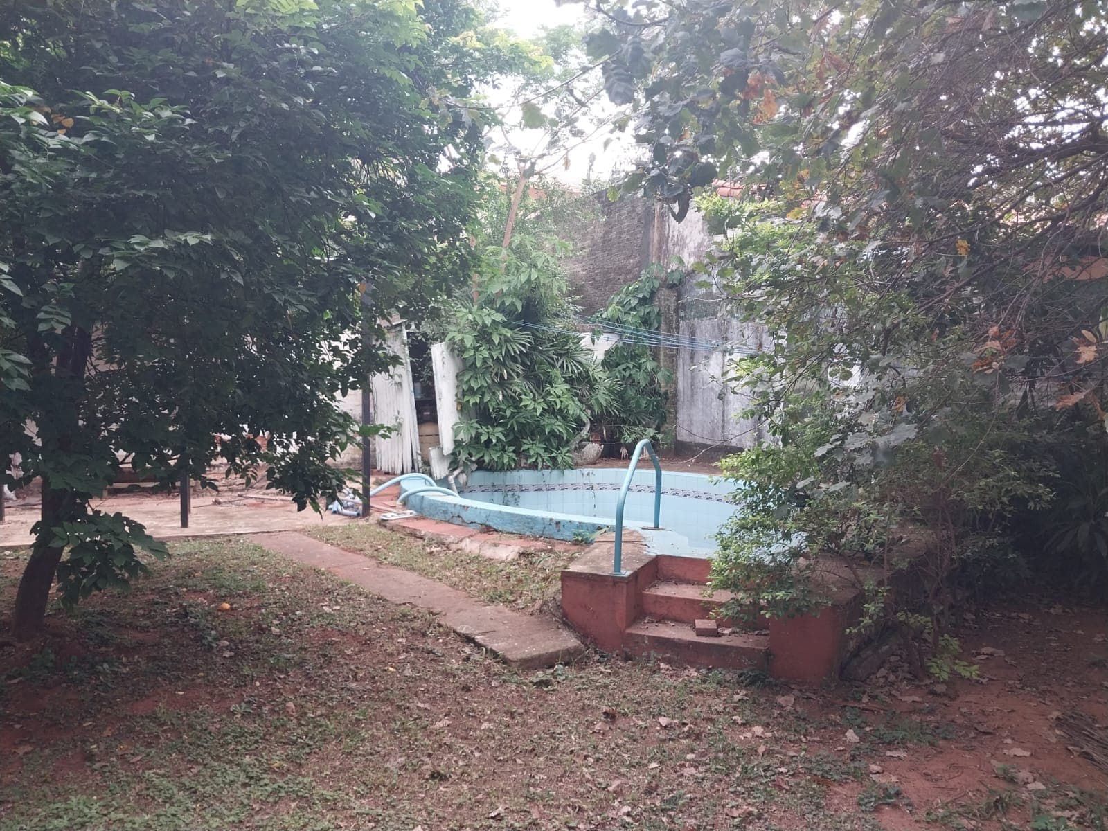 Terreno con casa en Villa Aurelia — foto 5
