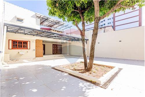 Casa-Venta-PY Asunción La Encarnación COD.71, foto 2