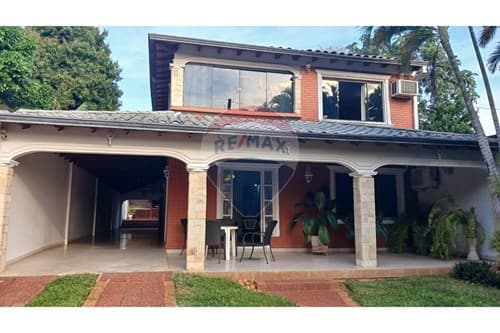Casa-Venta-PY Asunción Vista Alegre Tte. 2do. Jorge Alcorta Caazapá