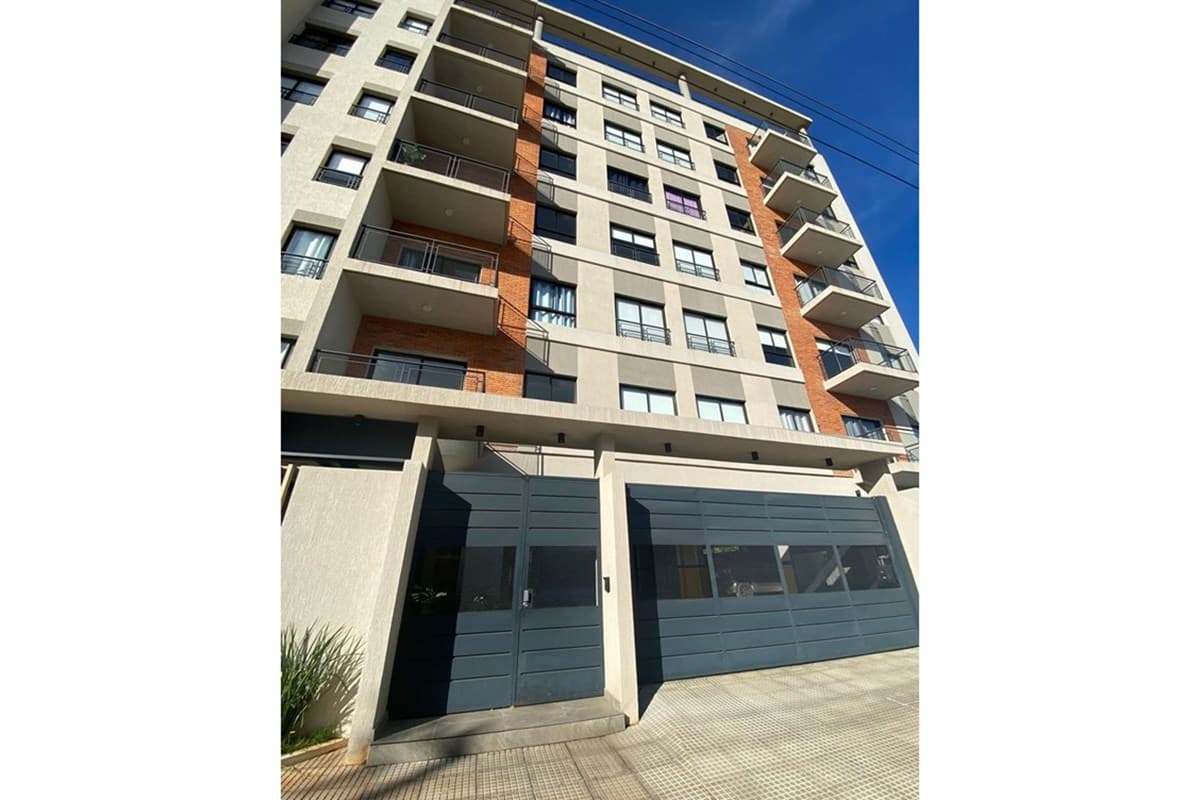 Departamento-Alquiler Luque, zona CIT — foto 1