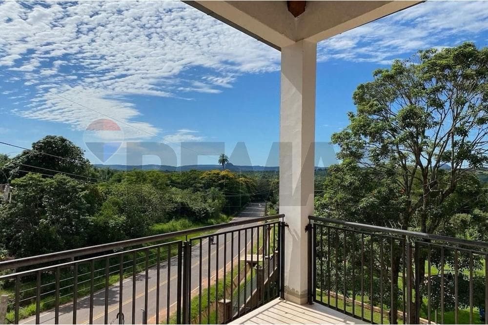 Edificio Nuevo de 3 Dptos. Indep. (370 m²) en Caacupé, Ideal Inversión, foto 1