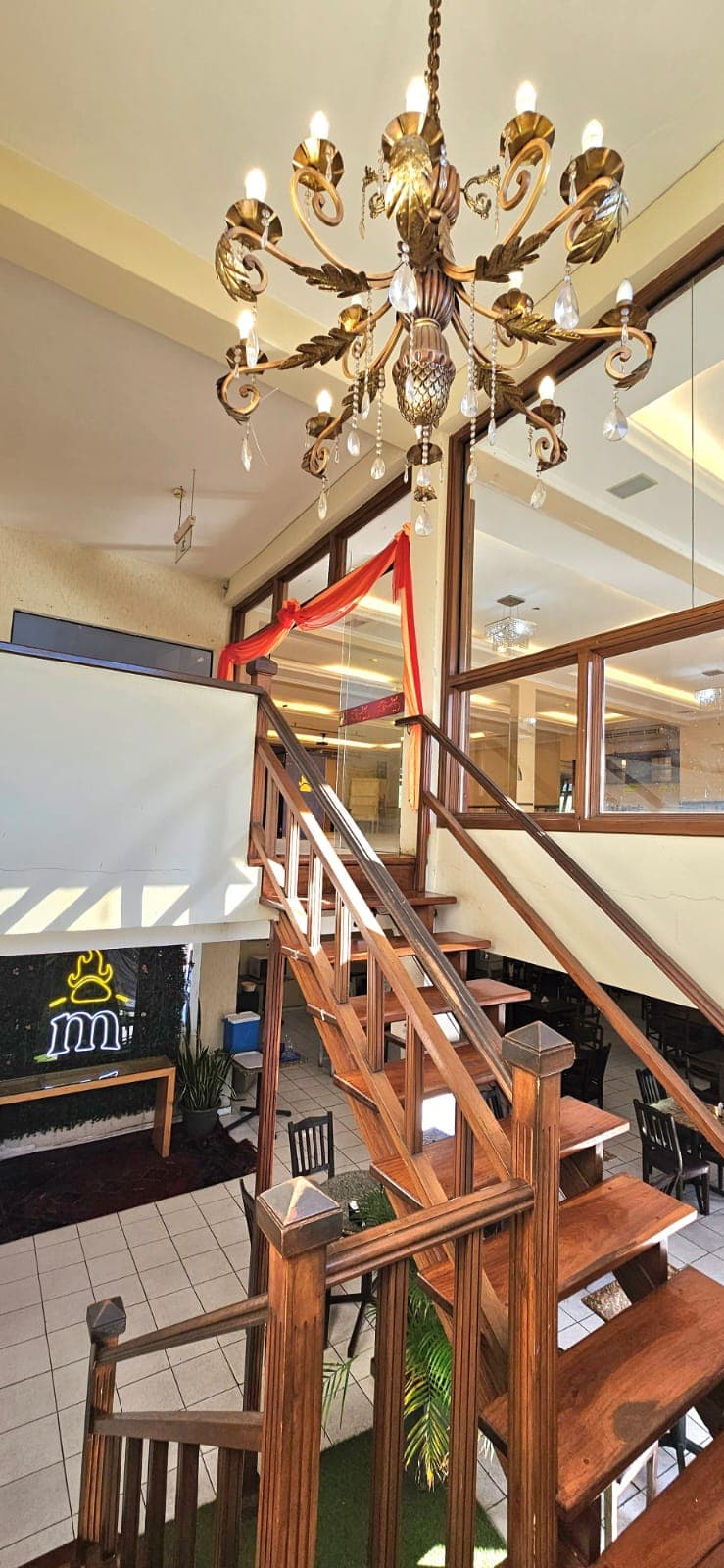 salon comercial en barrio Herrera, foto 3