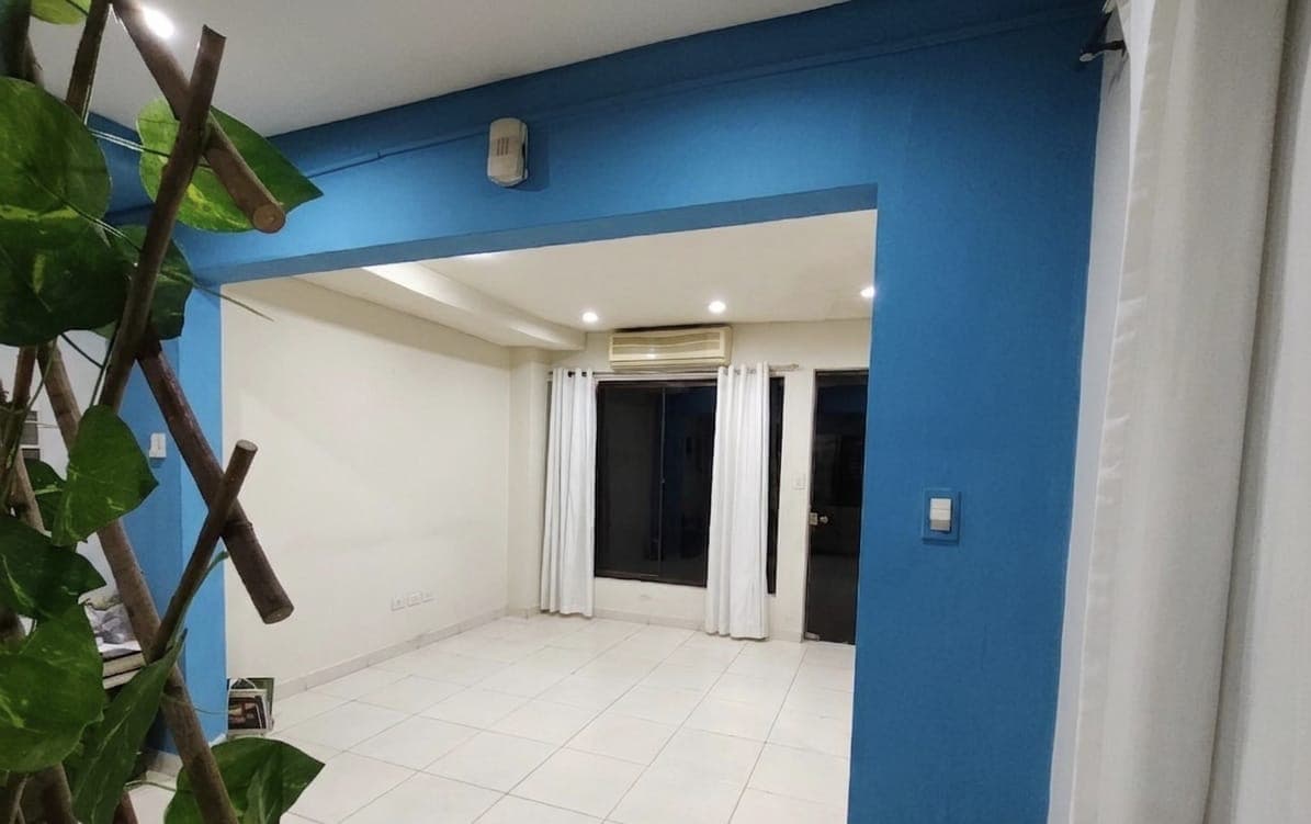 ¡EN ALQUILER! Casa con salón sobre Av. Médicos del Chaco – Lambaré, foto 2