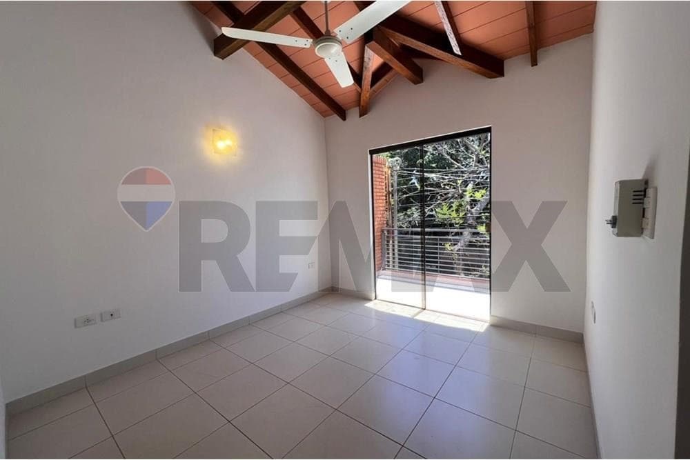 Duplex - Alquiler - Luque, Paraguay — foto 5