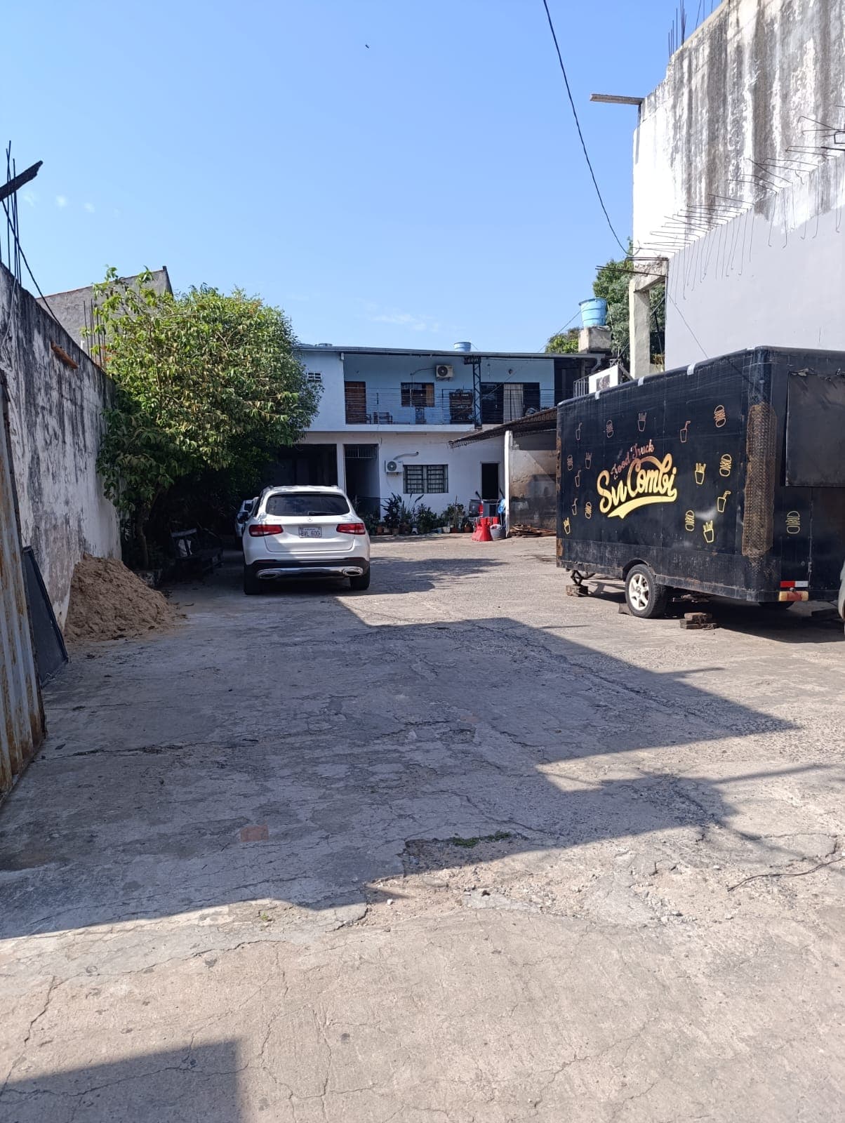 Propiedad comercial en San Lorenzo centro, foto 2