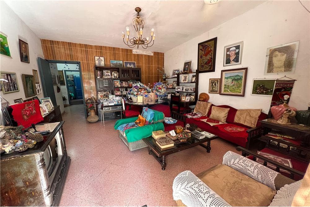 Casa a precio de terreno sobre gral. Santos, foto 4