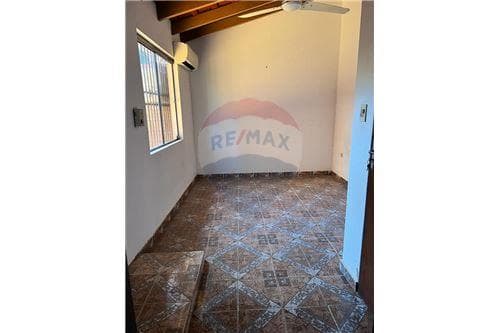 Casa-Venta-PY Central Luque Los Eucaliptos COD.124, foto 4