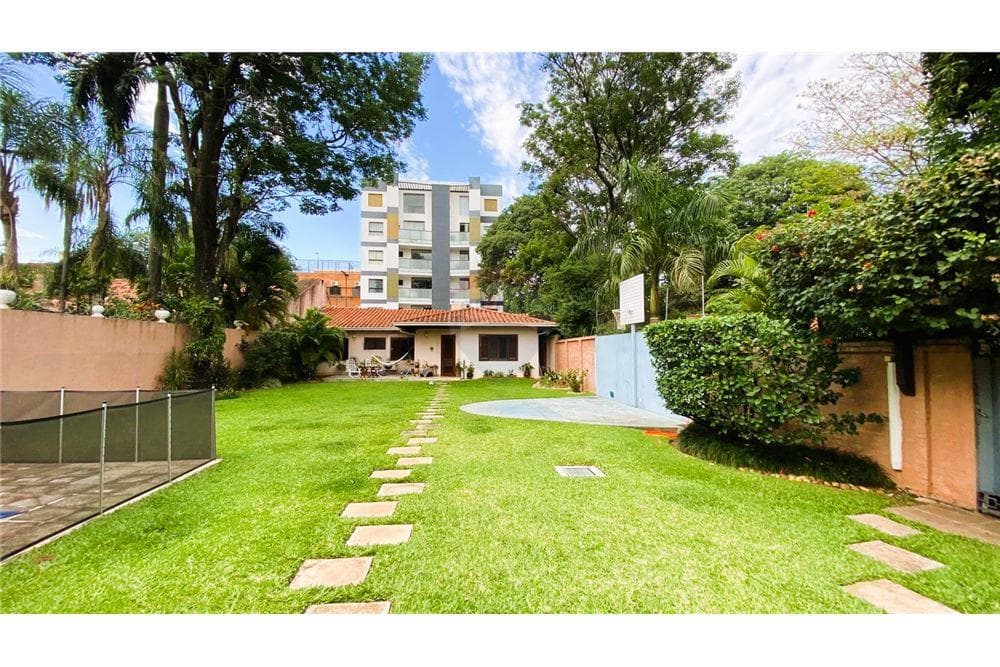 Importante propiedad a la venta de 1.012 m2 Las Mercedes, foto 2