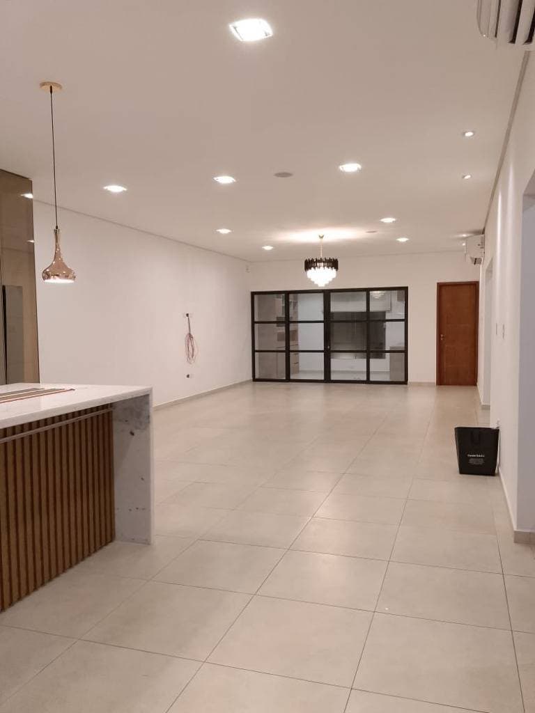 Elegante Residencia De Una Sola Planta En Luque, foto 4