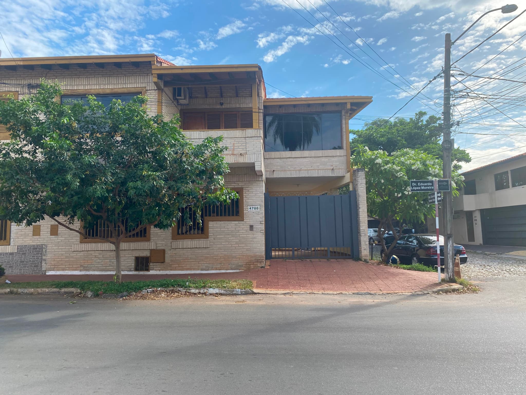 Vendo ¡ubicación premium para tu negocio!