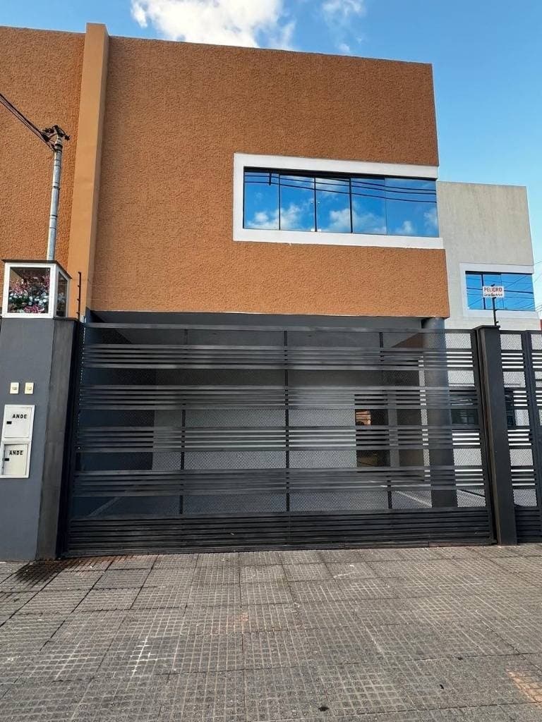 Duplex en esquina en Lambaré Lambaré zona supermercado arete, foto 2