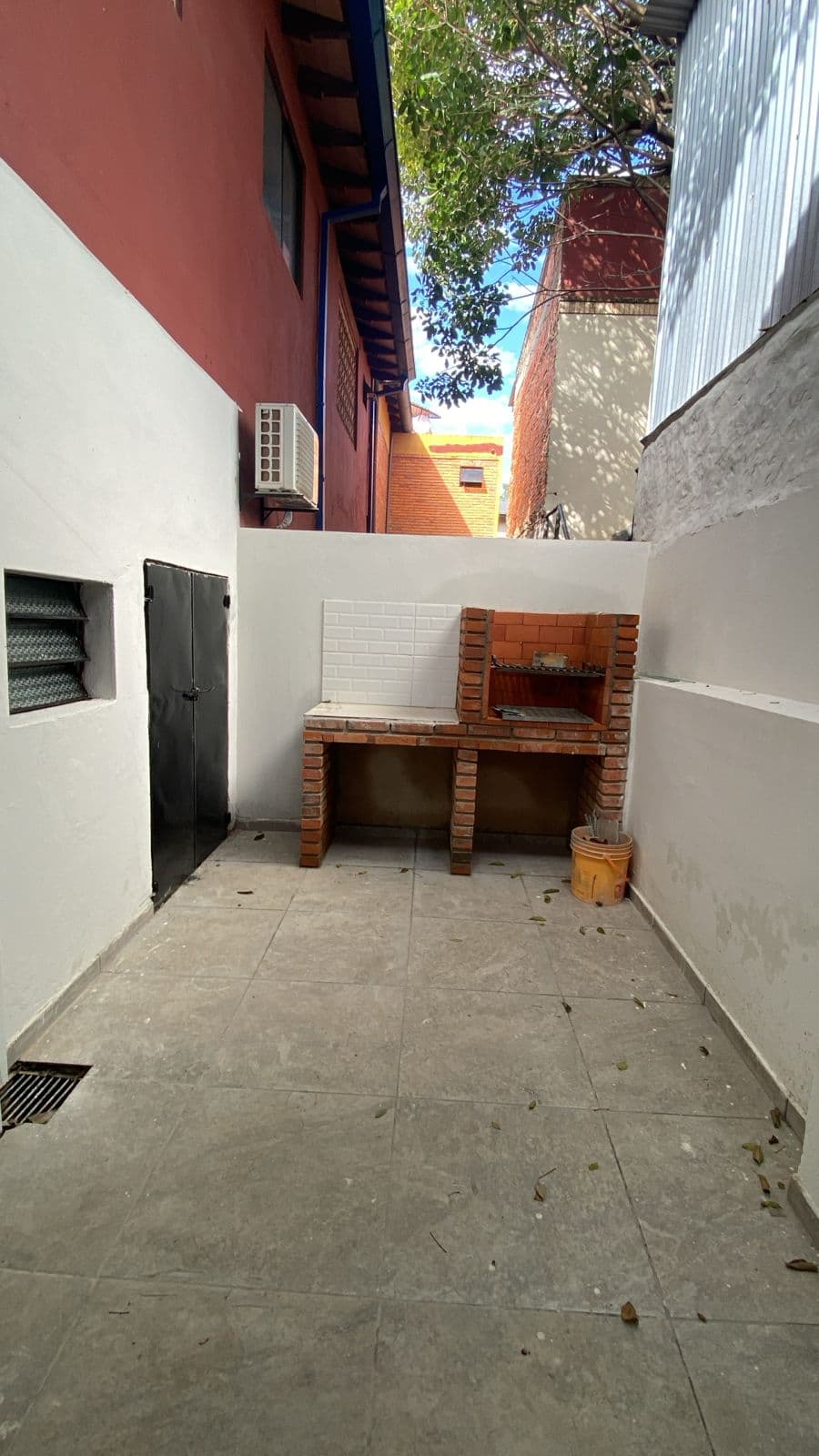 Alquilo dpto s/medicos del chaco