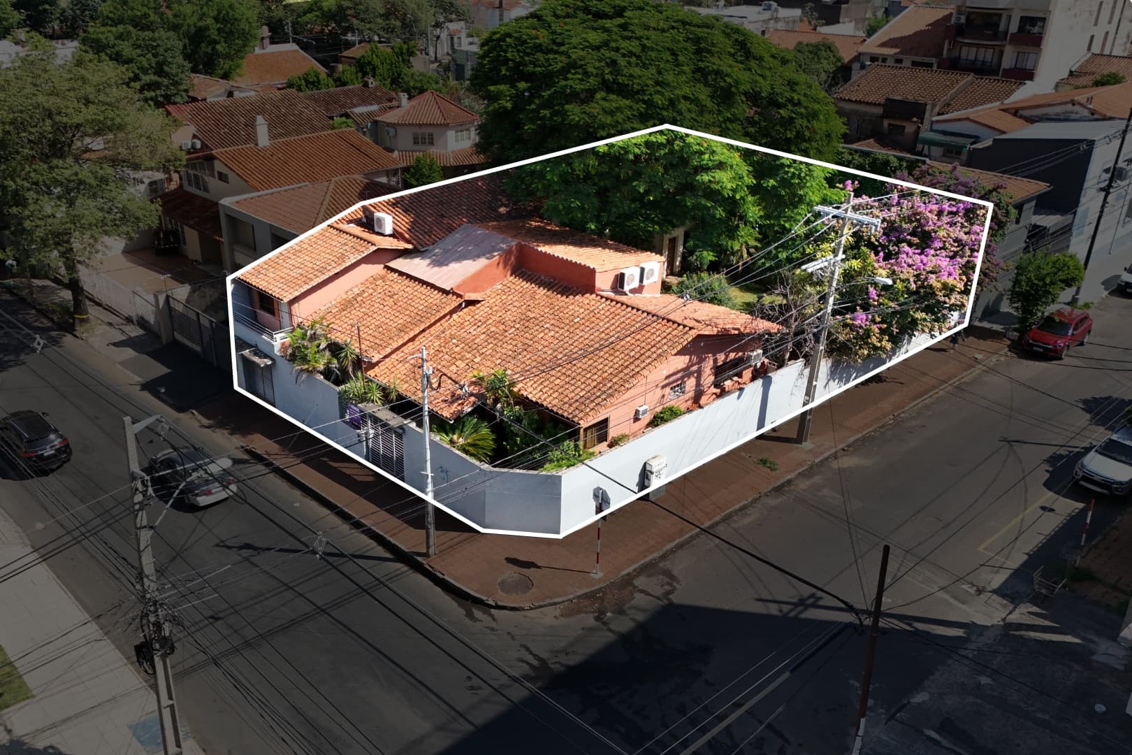 En Venta Propiedad En Esquina Con Amplio Terreno En Azara – 595 M², foto 2