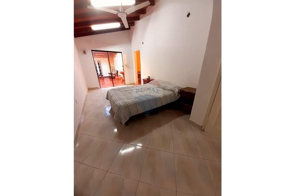 Casa En Venta En Barrio San Vicente! — foto 3