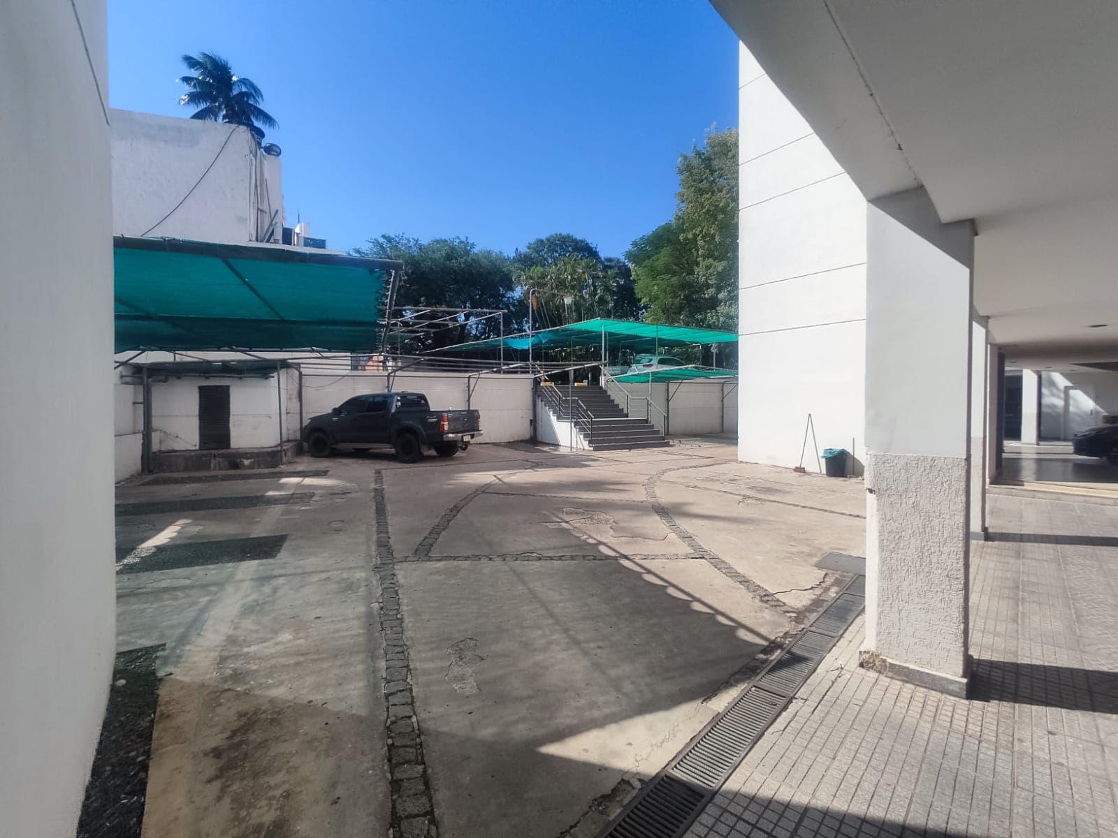 Hermoso dto. En el edificio macondo frente al yatch, foto 3