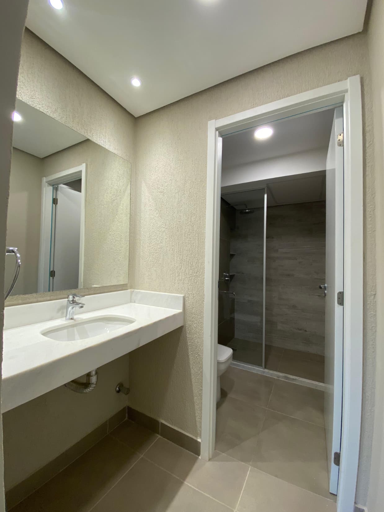 En Venta Departamento En Barrio Herrera De 3 Dormitorios Zona Cfa, foto 5
