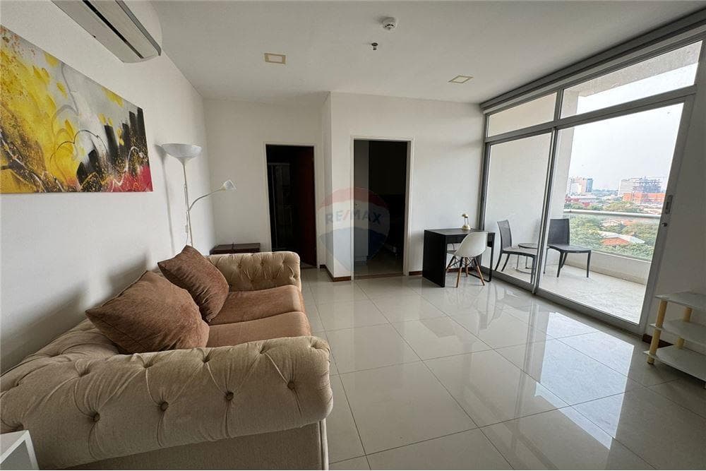 Dpto 1 dorm. Amoblado con cochera y baulera en Villa Morra, foto 2