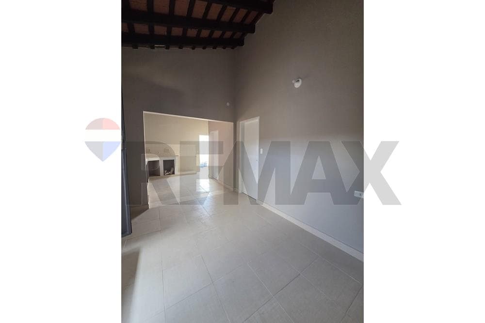 Departamento - Alquiler - Luque, Paraguay, foto 4