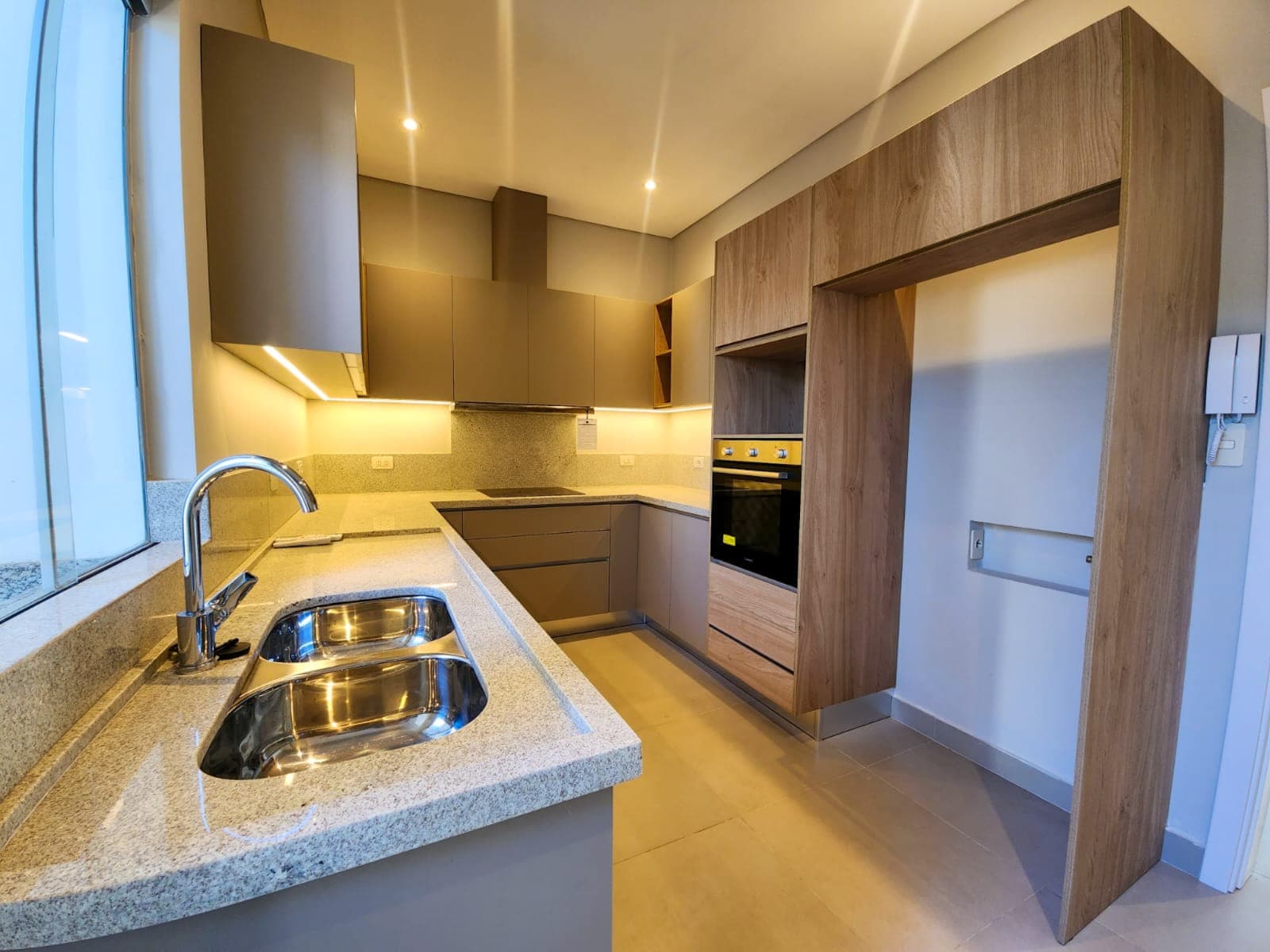 En venta - duplex a estrenar de 3 suites con jardin y piscina, foto 4