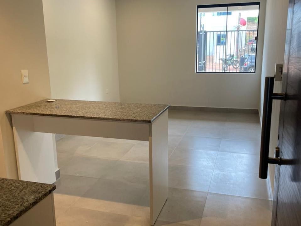 Departamento en alquiler en Residencial De La Mora, foto 2