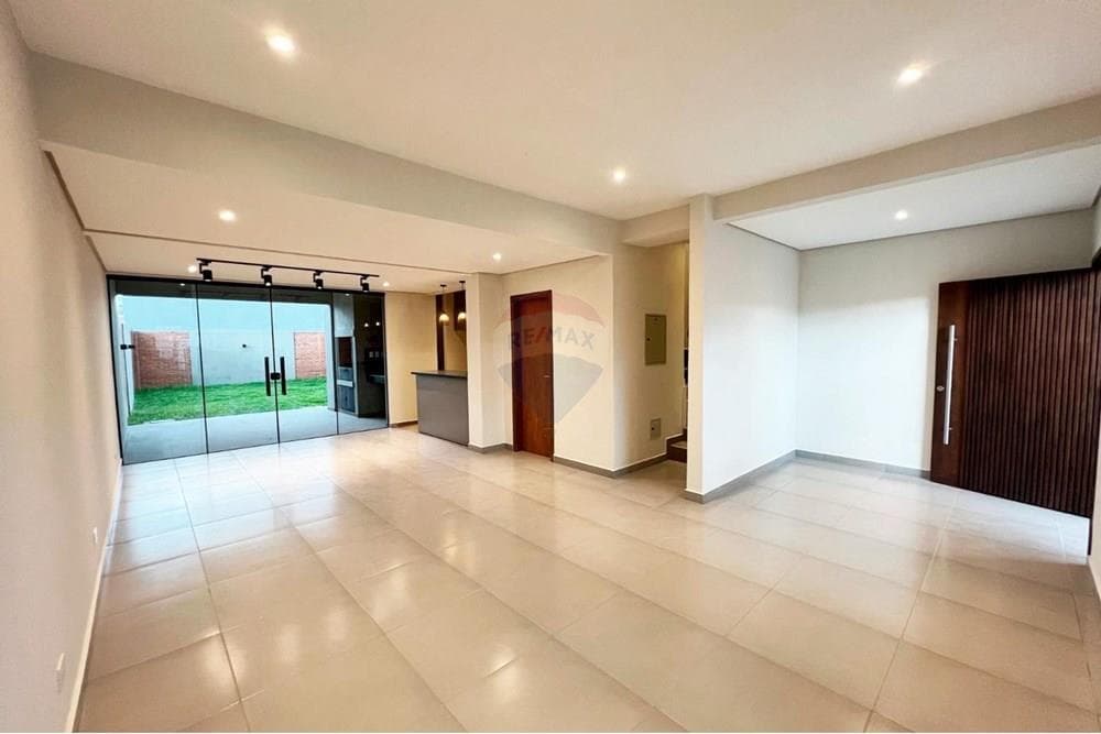 Duplex moderno sobre la avda del yacht en venta, foto 4