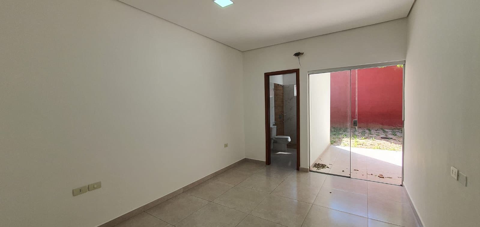 Chalet a estrenar en Lambare, foto 4