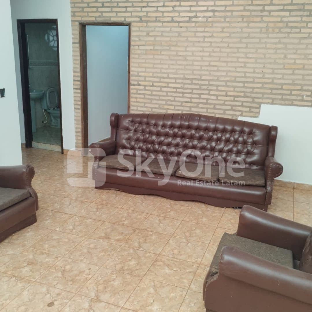 Se alquila amplia casa con hermoso patio!, foto 5