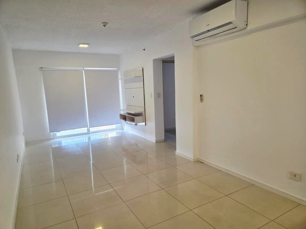 Departamento En Venta De 2 Hab, Edificio Ventura San Vicente, foto 3