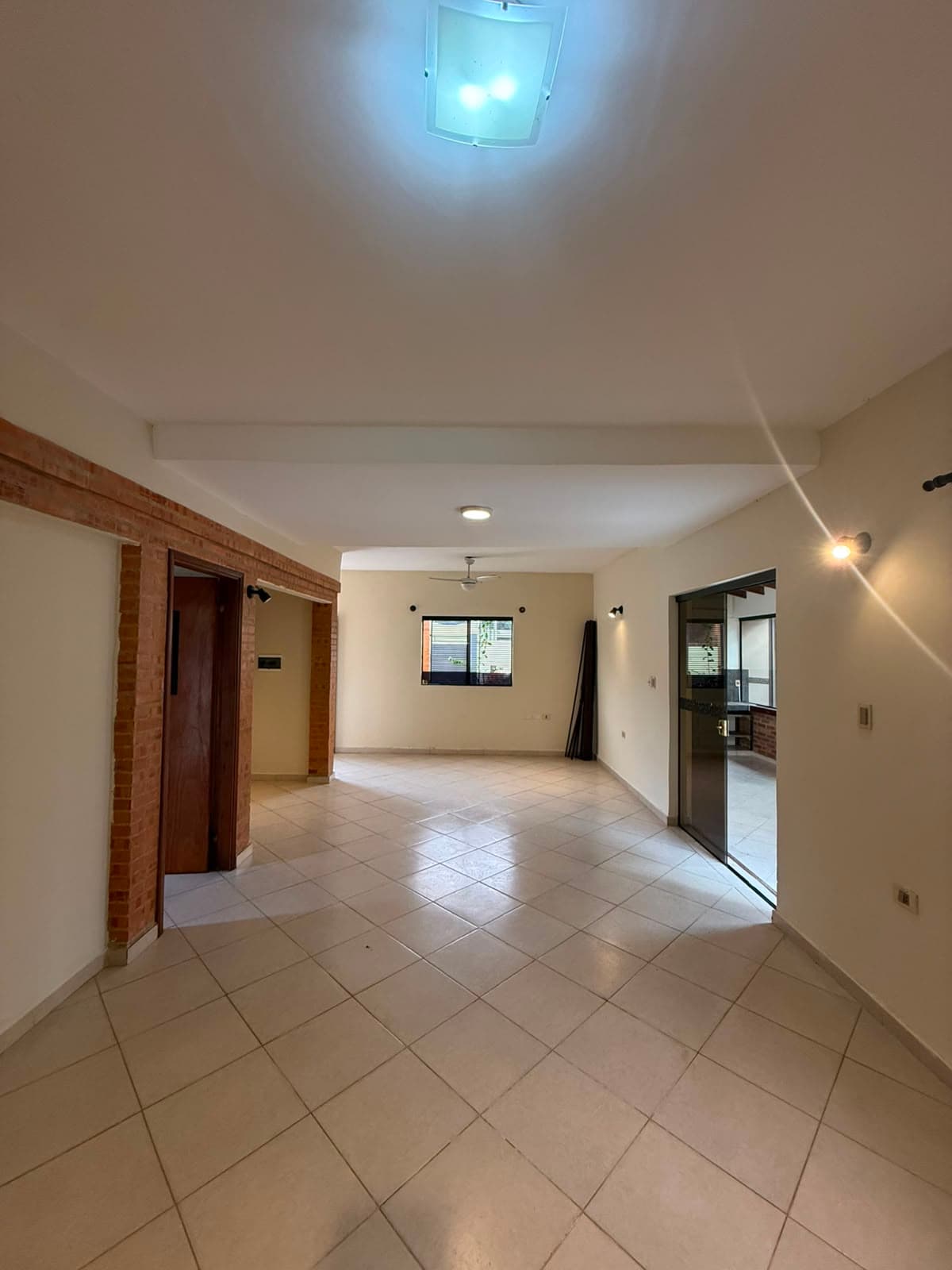 Dúplex de 3 Dormitorios en Fernando de la Mora | Gs. 5.000.000, foto 2