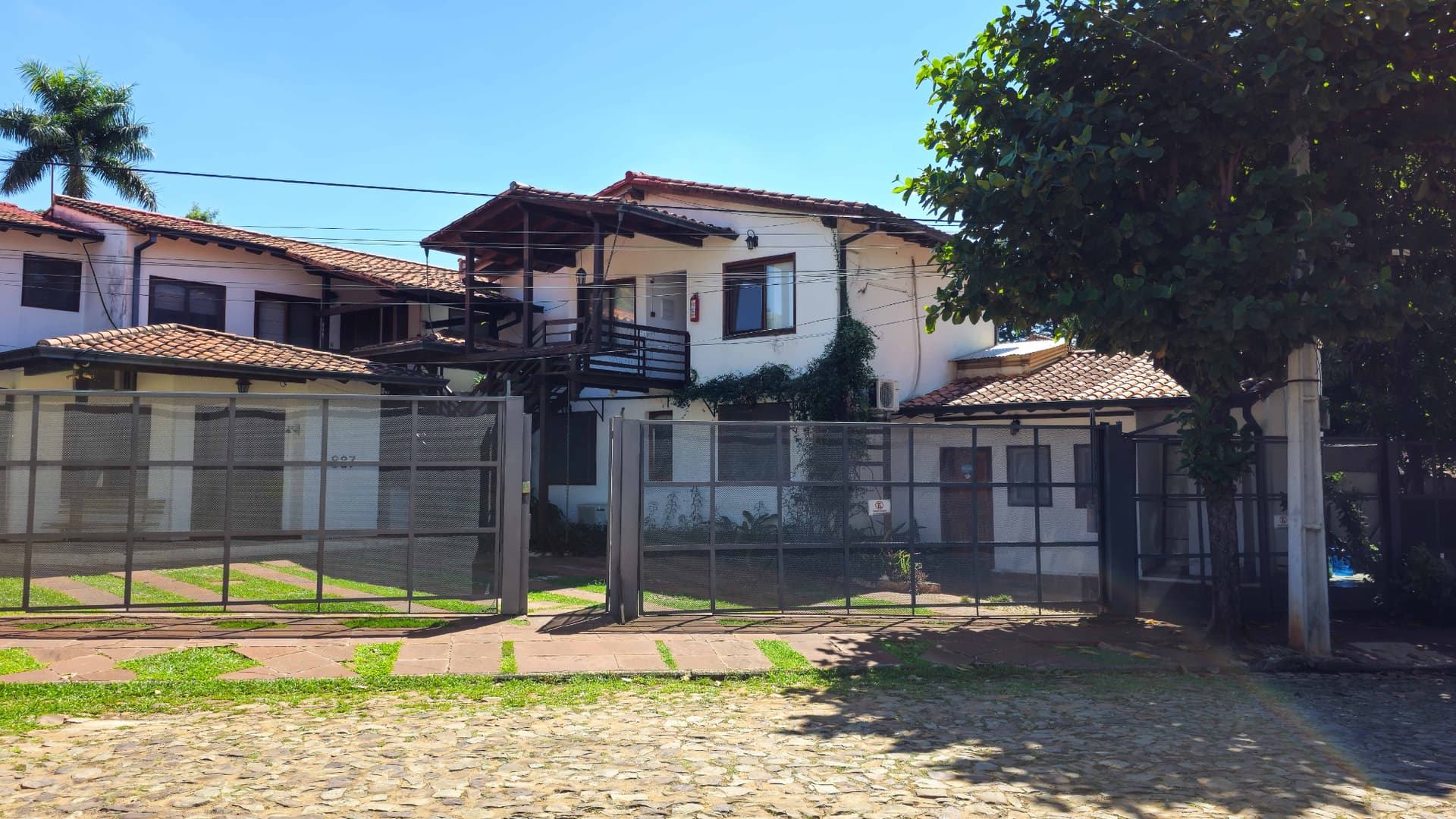 Vendo Edificio De 2 Plantas Por Mudanza - Terreno 1146m2 Negociable