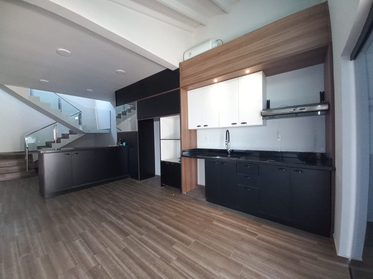 Casa a estrenar con piscina en Luque, foto 3