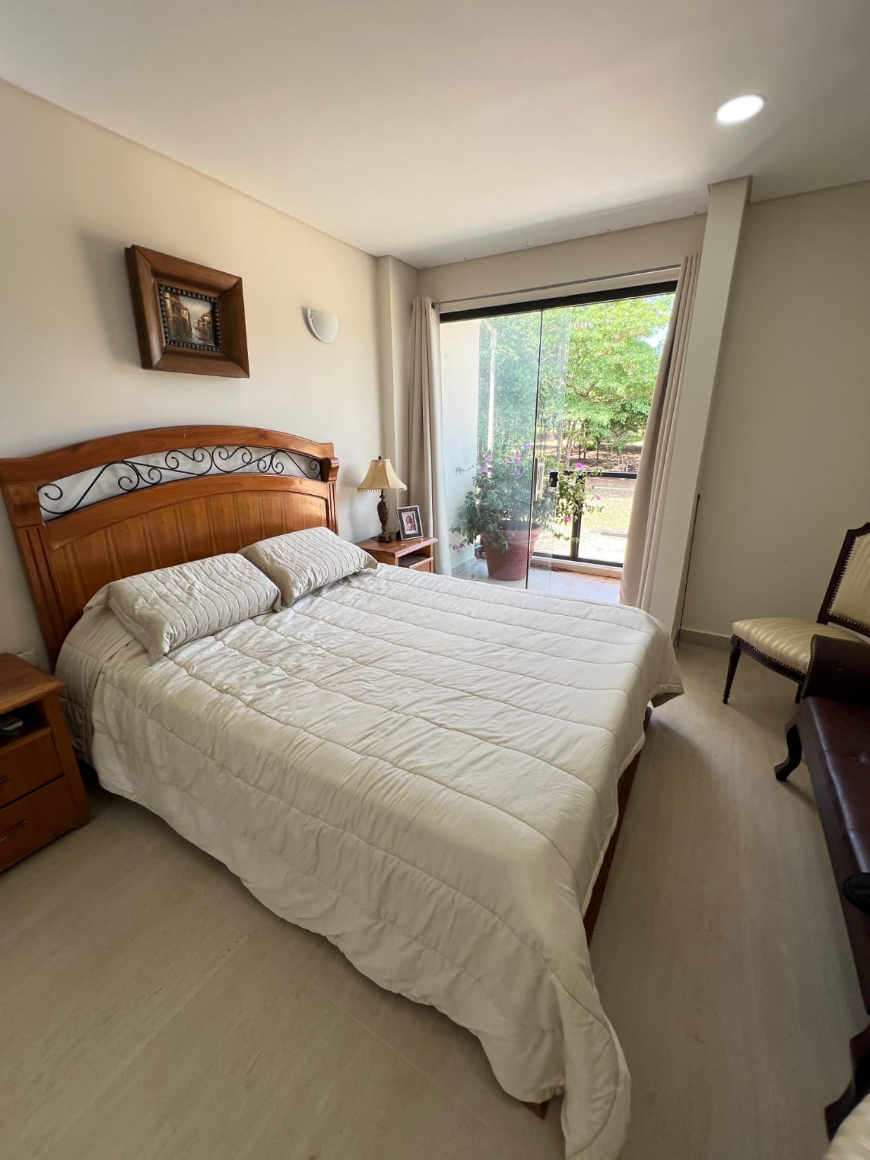 *Alquilo Lujosa Residencia Amoblada en San Bernardino - Barrio Sunset Hills*, foto 3