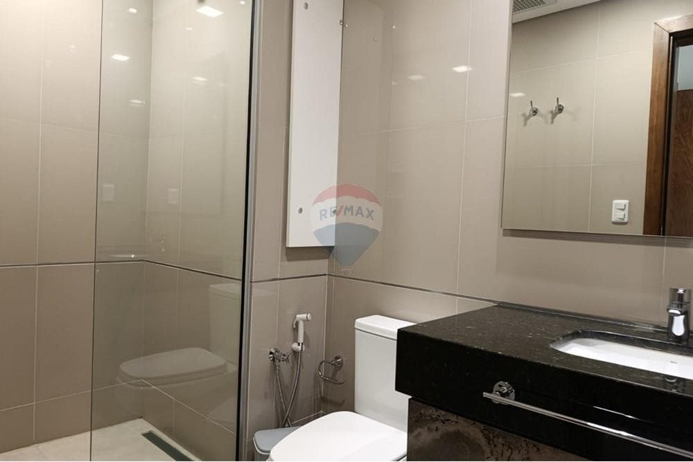 Depto amoblado de 2 hab en suite+2 cocheras en villamorra, foto 3