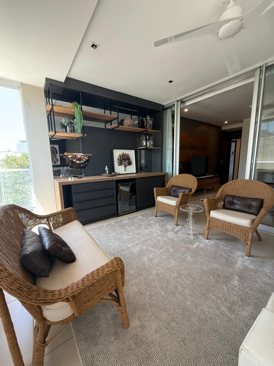 Dpto amoblado en alquiler - 200m2 - Villa Morra, foto 2