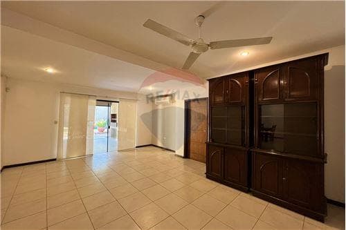Casa en villa aurelia — foto 3