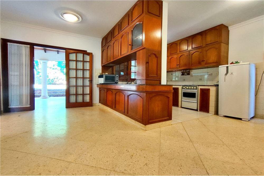 Se vende AMPLIA CASA en Ita Enramada, foto 4