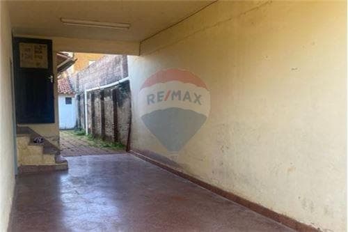 Casa en laurelty Luque, foto 2