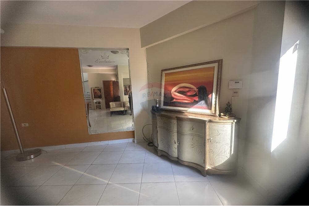 Duplex amoblado zona ips central — foto 2