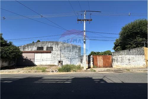 Tinglado y terreno atrás del Stock de Acceso Sur, foto 2