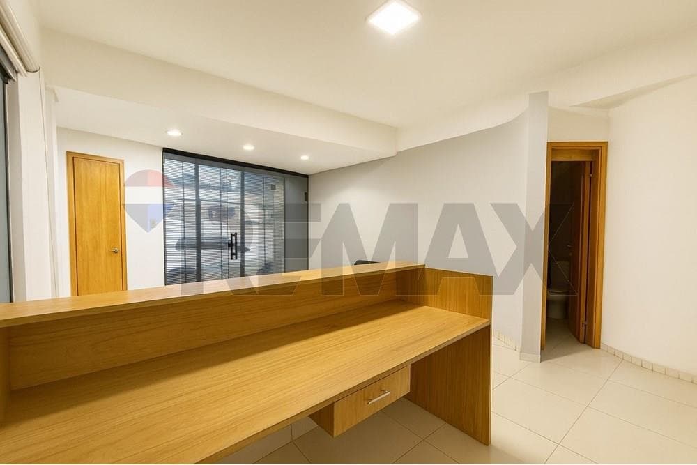 Edificio - Alquiler - San Vicente, Paraguay, foto 3