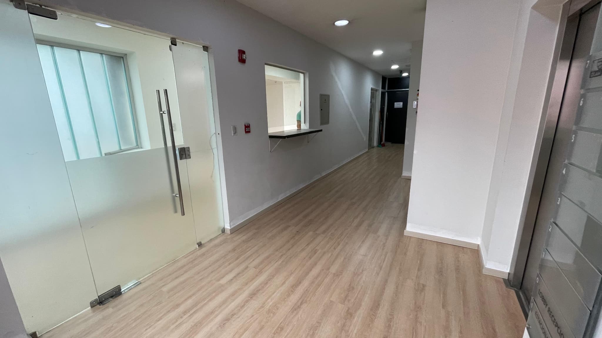 oficina de 200 m² Zona Ycua Sati cerca de Avda. Aviadores del Chaco, foto 5