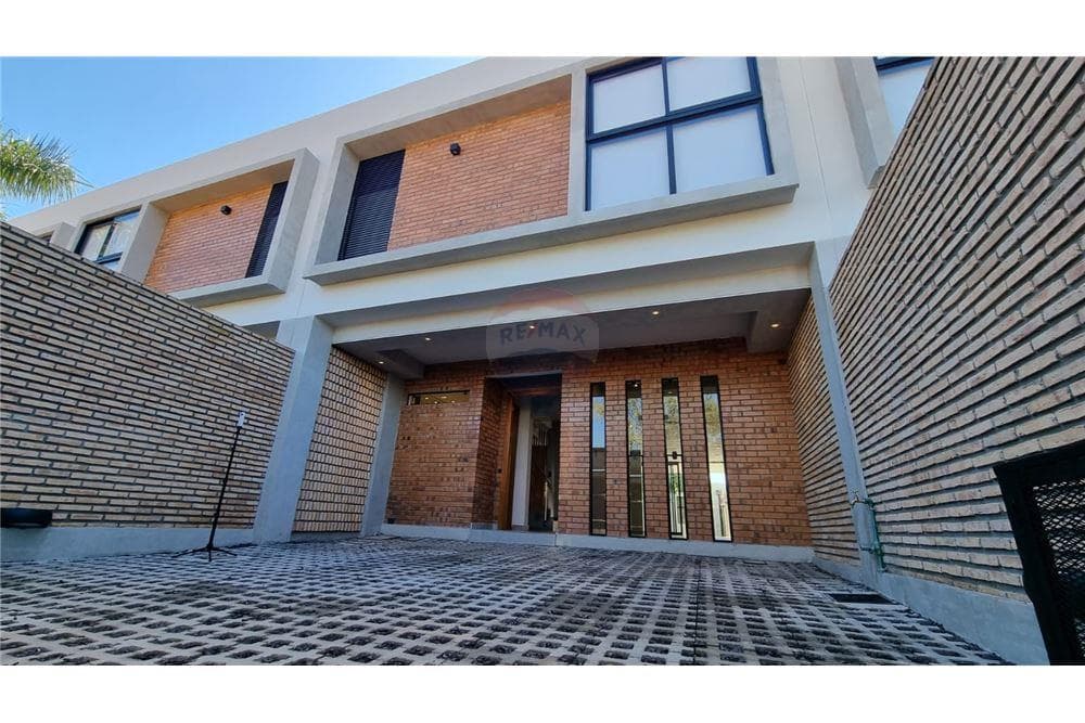 Alquilo duplex a estrenar en Luque-loma merlo