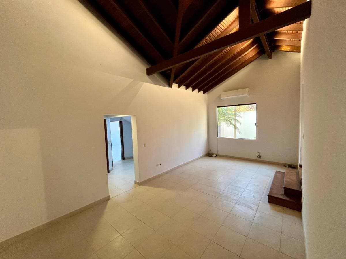 Hermosa Casa, Zona Molas Lopez, foto 2