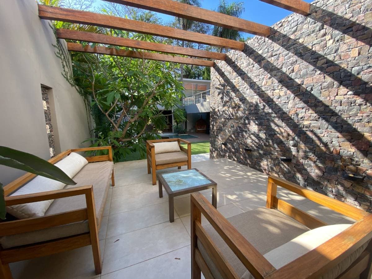 Lujosa casa estilo bali en Recoleta. A 5 minutos shopping mariscal, foto 3