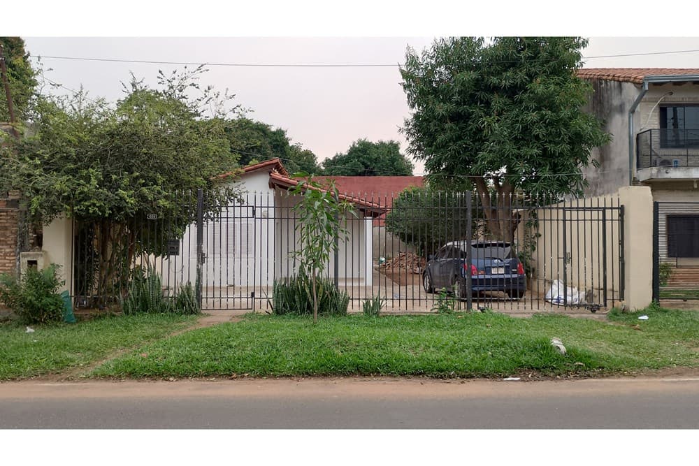 VENDO - CASA - San Lorenzo