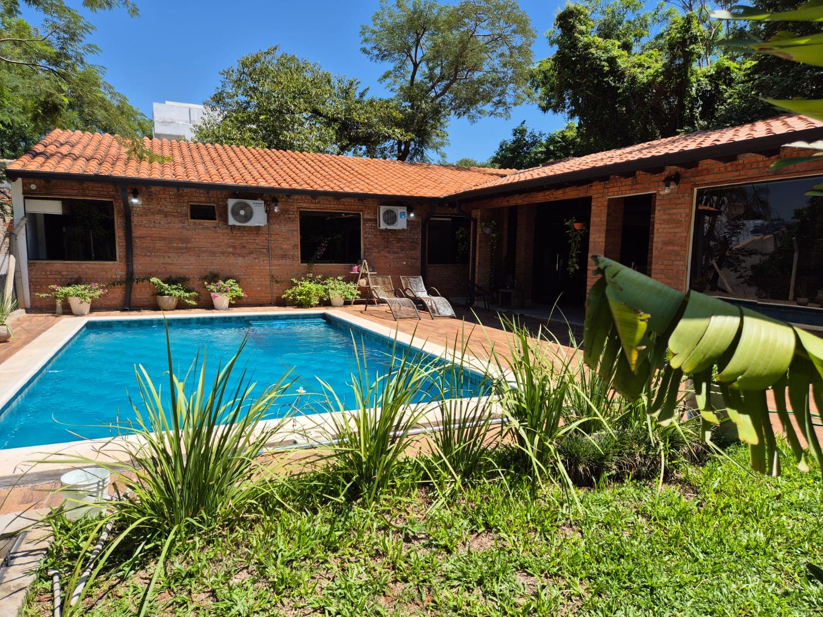 Casa De Verano Amoblada En Venta San Bernardino- Zona Anfiteatro