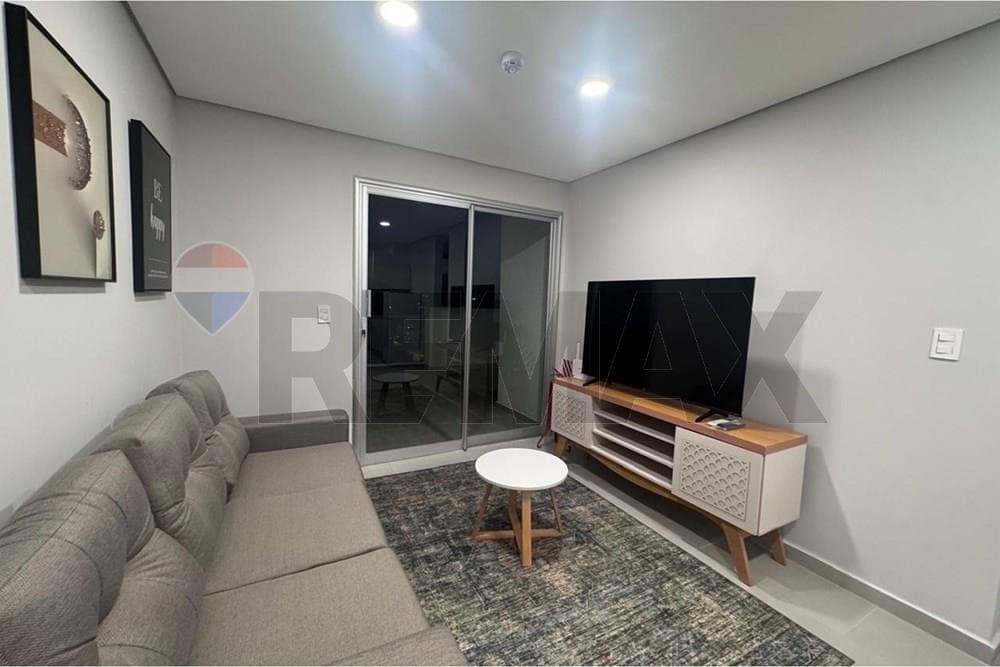 Departamento Amoblado en Los Laureles, foto 3