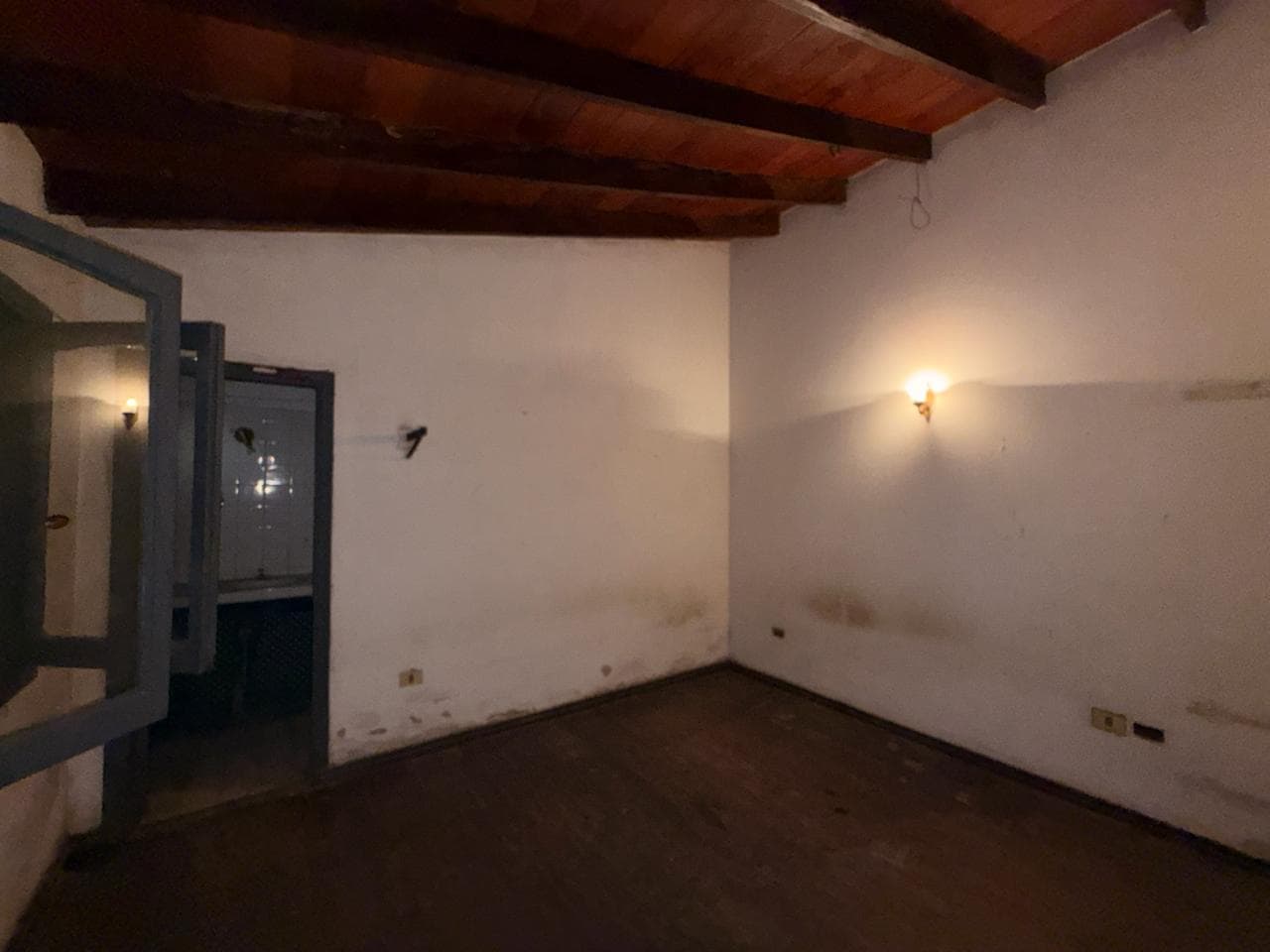 Terreno con Casa a Refaccionar, foto 2